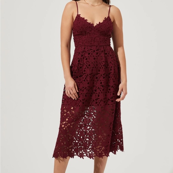 Astr the Label Lace A Line Burgundy Midi Dress - Picture 1 of 8